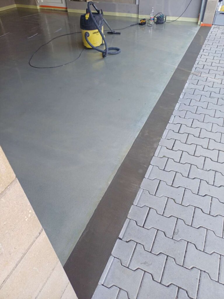 oprava betonu pomocí hmoty fast fix