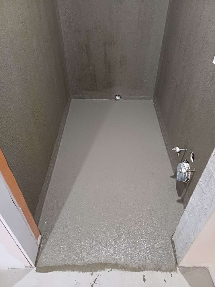 rekonstrukce koupelny hydroizolace tekotá lepenka do sprchového koutu